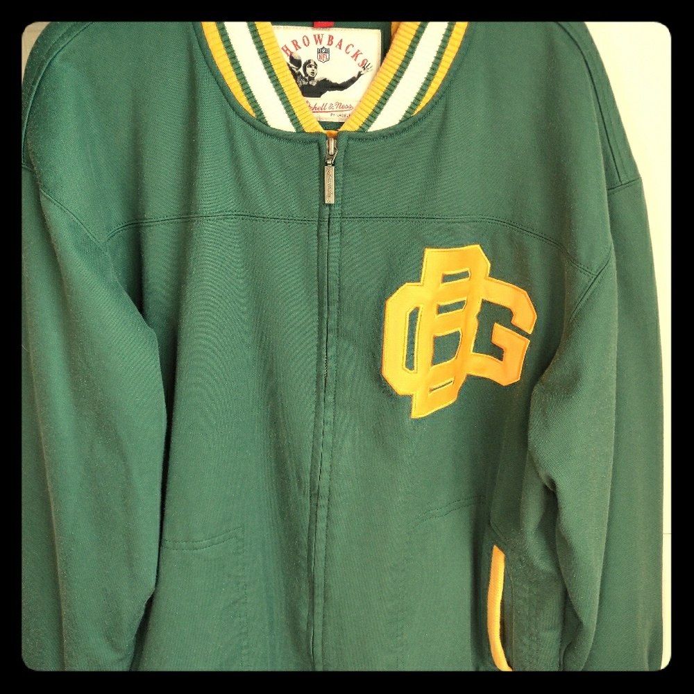 Mitchell & Ness Packers throwback
